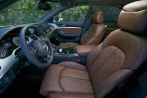 Audi S8 2012 года  (NA)